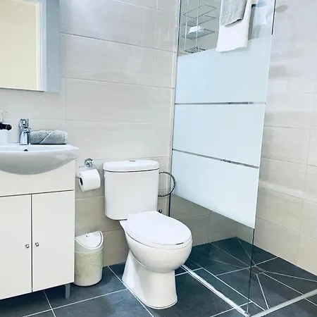 Holiday home Mersey Faros Complex Perivolia