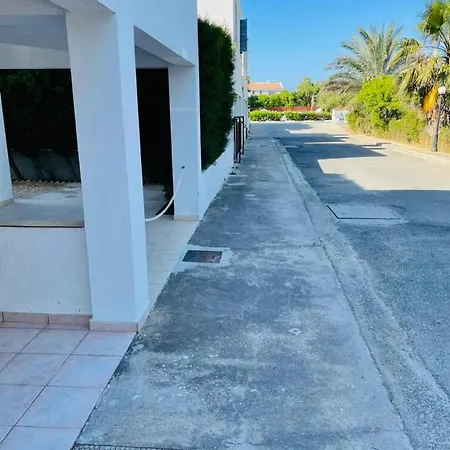 Mersey Faros Complex * Perivólia