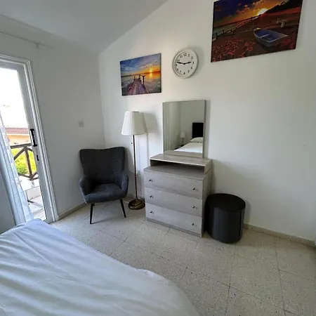 Mersey Faros Complex Perivolia