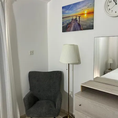 Mersey Faros Complex Nyaraló *