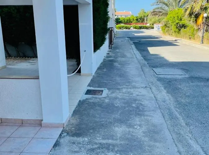 Mersey Faros Complex * Perivólia