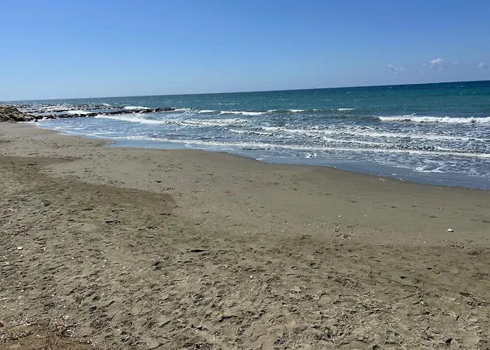 Mersey Faros Complex Nyaraló Perivólia