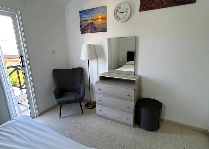 Mersey Faros Complex Perivólia